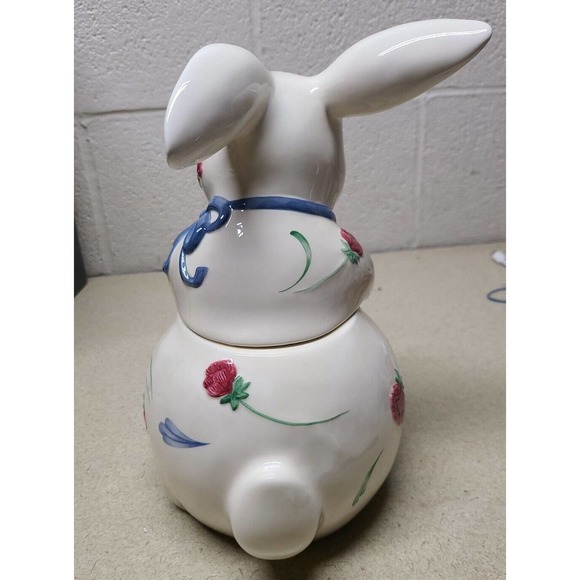 Lenox Poppies on Blue Barnyard Ceramic Cookie Jar Easter Bunny Rabbit Carrot BOX - Picture 5 of 9